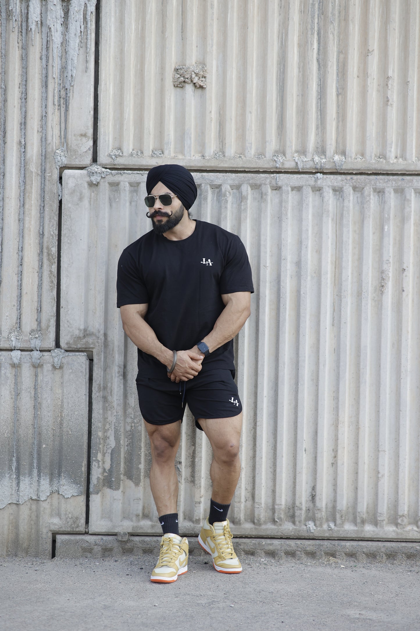 SUMMER SURVIVAL BLACK SHORTS