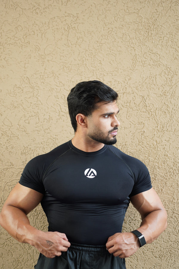 Legacy Pro compression Half Sleeve Matte Black